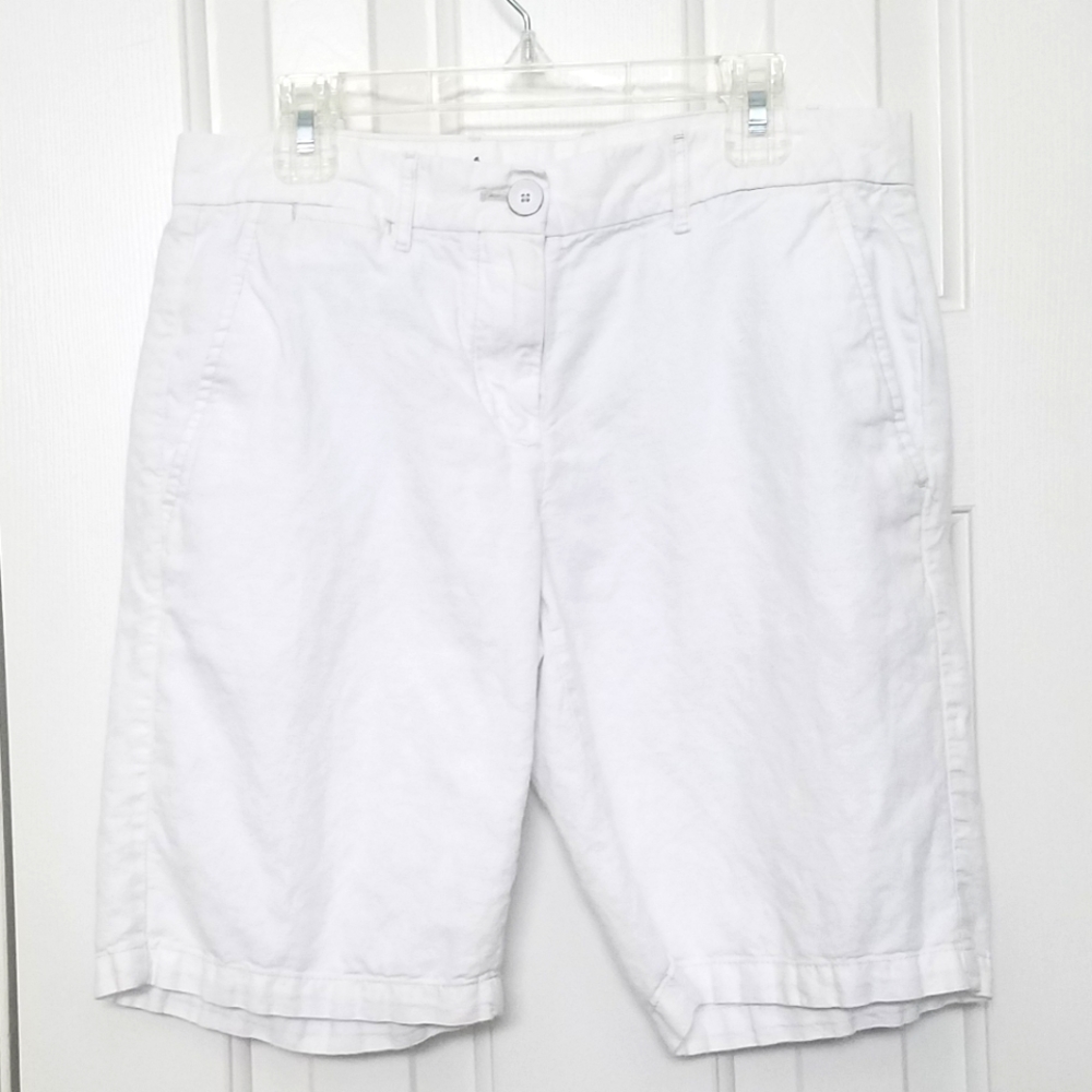 Linen White High-waisted Bermuda Shorts